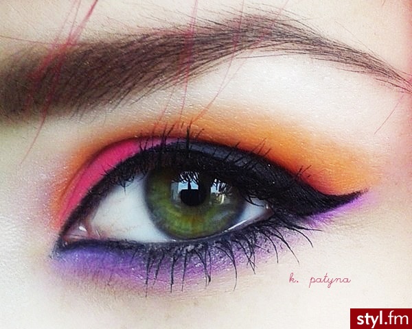 https://www.facebook.com/KamilaPatynaMakeUp - Artystyczne Makijaże
