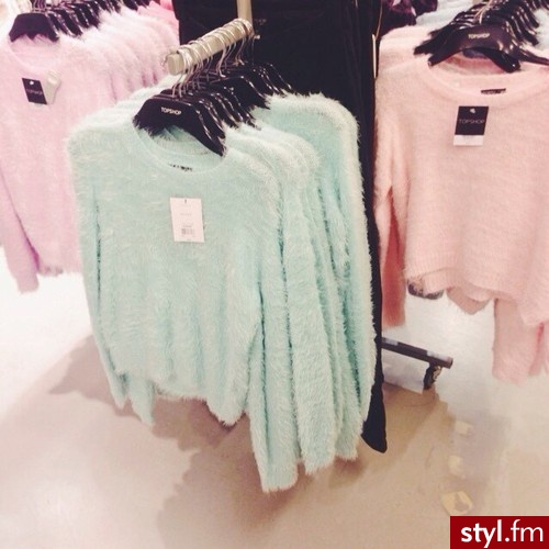 Swetry Ciuchy Moda