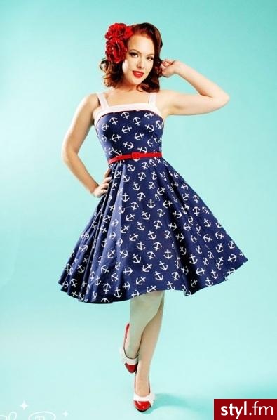 Sukienki Moda