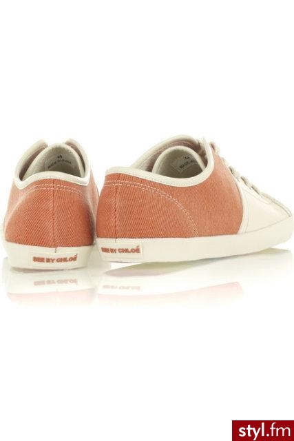 Tenisówki od Chloe. Tenisówki od Chloe

75 euro (ok. 300 zł). - Pozostałe Buty Moda