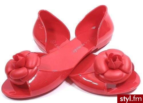 Jeśli kogoś interesują te buty podaje E-maila do osoby która je posiada i chce sprzedać:) - Sandały Buty Moda
