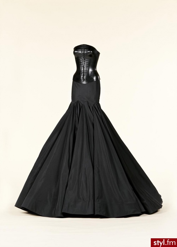 Sukienki Moda