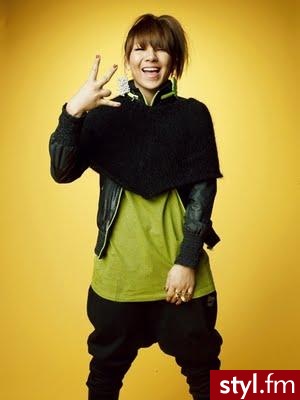 ..... 2ne1 cl - Moda uliczna Inne Moda