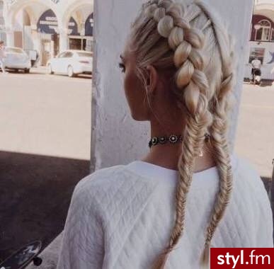 Blond Rozpuszczone Kręcone Na co dzień Długie Fryzury