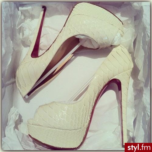 Szpilki Buty Moda