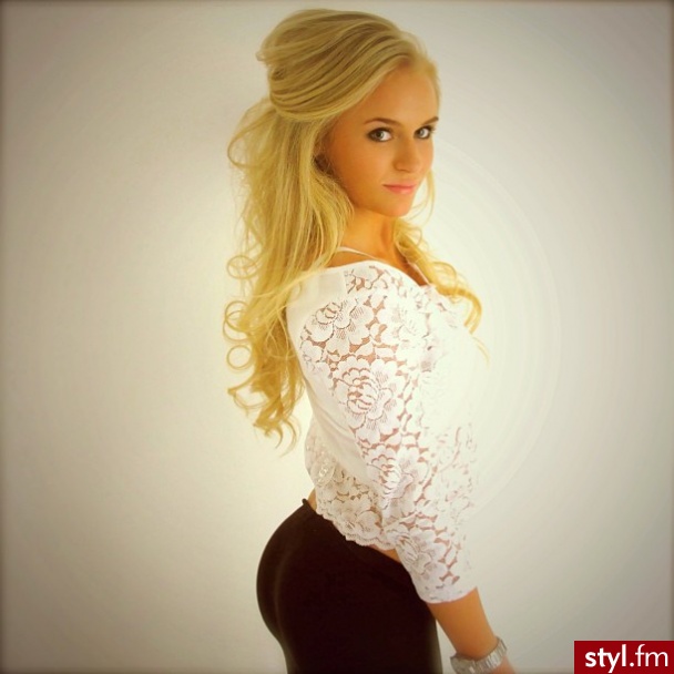 Blond Rozpuszczone Kręcone Na co dzień Długie Fryzury