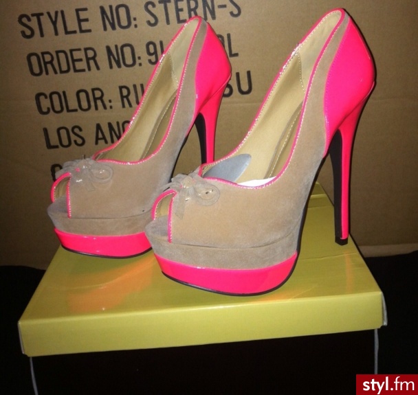 Szpilki Buty Moda