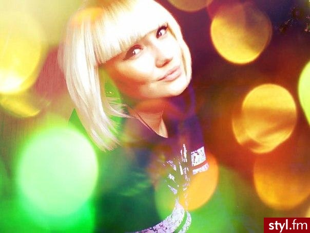 Blond Rozpuszczone Proste z grzywką Na co dzień Krótkie Fryzury