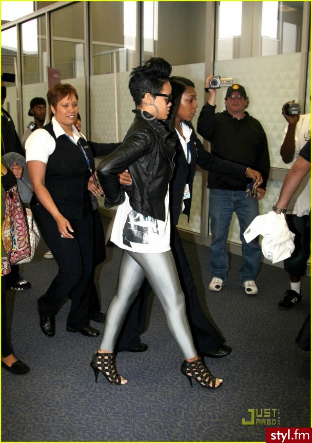 Rihanna - Moda uliczna Inne Moda