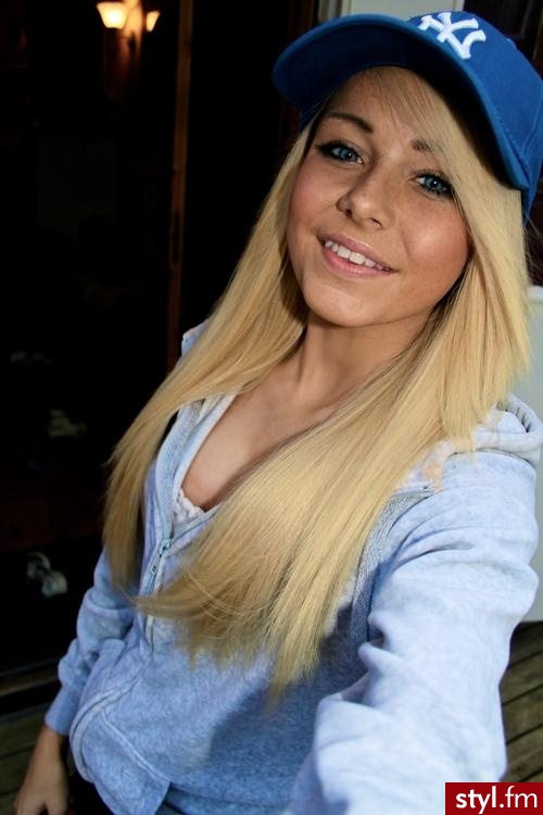 włosy blond - Blond Rozpuszczone Proste Na co dzień Długie Fryzury