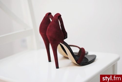 Szpilki Buty Moda