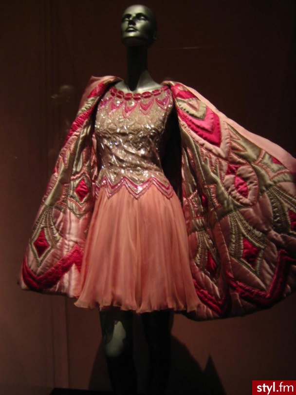 Sukienki Moda