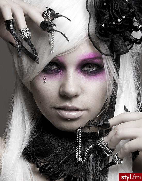 Kerli - Makijaże