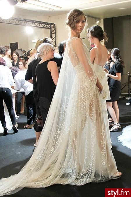 Sukienki Moda