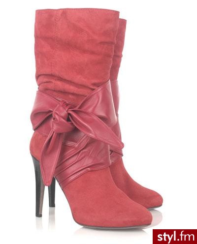 Piękności. Halston, $1,295. - Pozostałe Buty Moda