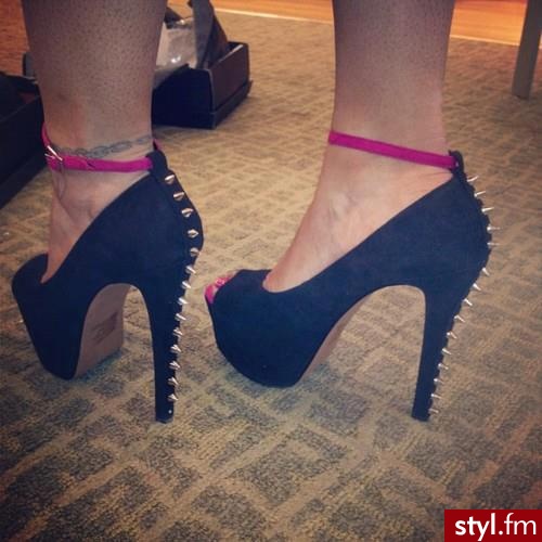 Szpilki Buty Moda