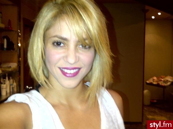 Blond Rozpuszczone Proste Na co dzień Średnie Fryzury