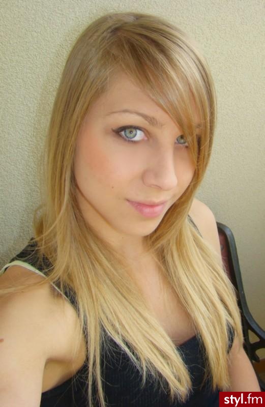 Blond Rozpuszczone Proste z grzywką Na co dzień Długie Fryzury