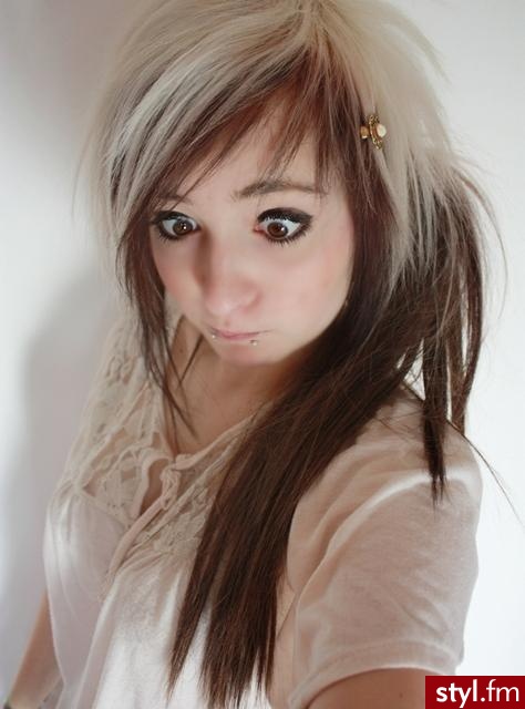 Średnie Fryzury