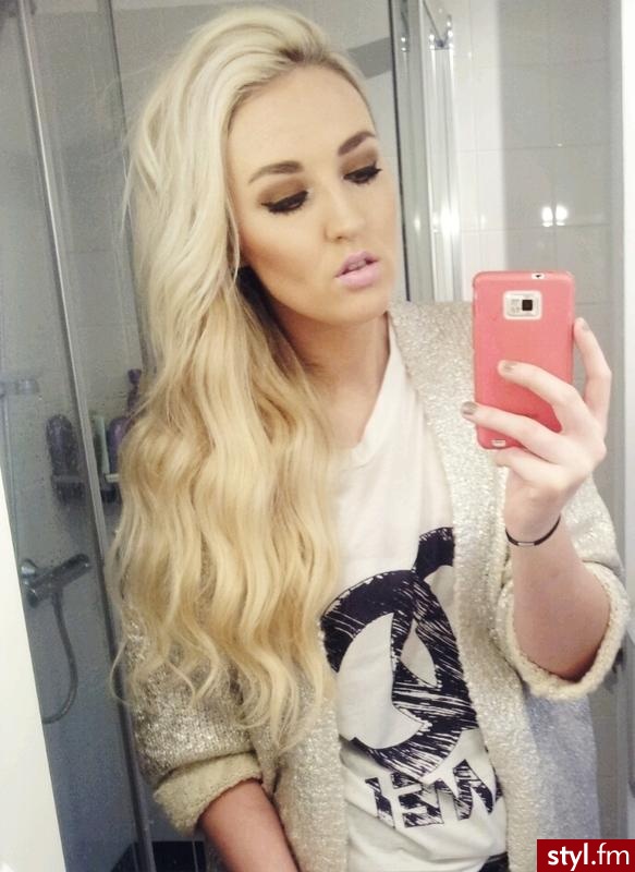 Blond Rozpuszczone Kręcone Na co dzień Długie Fryzury