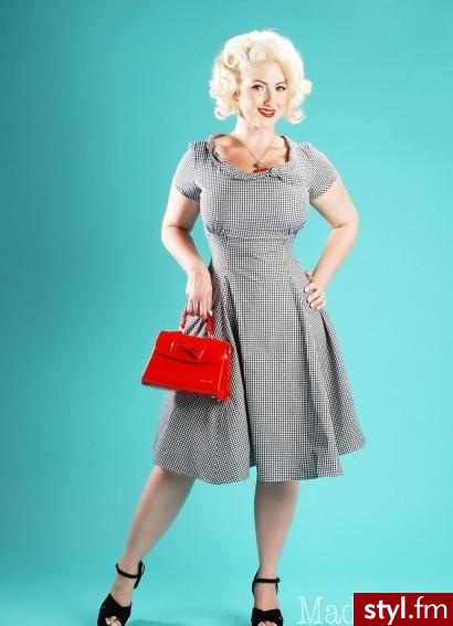 Sukienki Moda