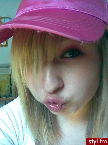 Moja fryzurka robiona z nudów - EMO Alternatywne Średnie Fryzury