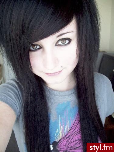 EMO Alternatywne Średnie Fryzury