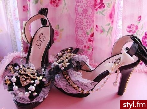 Pozostałe Buty Moda