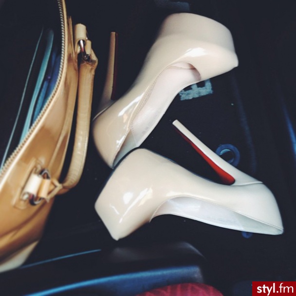 Szpilki Buty Moda