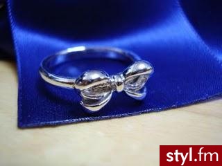 Jeżeli zdjęcie znajduje się już w galerii poproszę o link - Pozostałe Dodatki Moda