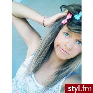 Średnie Fryzury