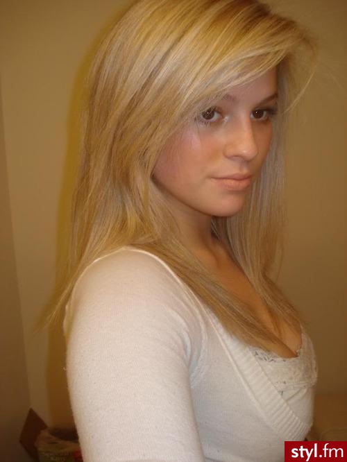 Średnie Fryzury