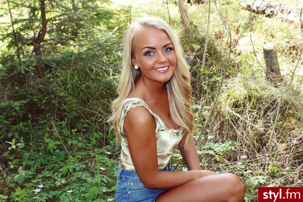 Blond Rozpuszczone Kręcone Na co dzień Długie Fryzury