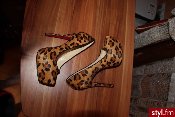 Szpilki Buty Moda