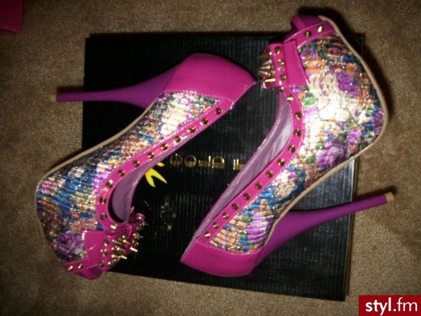 Szpilki Buty Moda