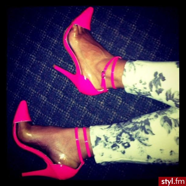 Szpilki Buty Moda
