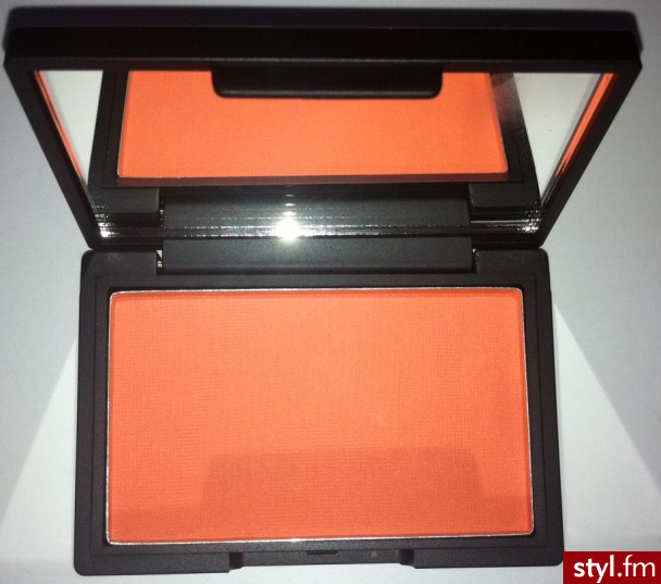 sleek. Pan-Tao blush - Makijaże