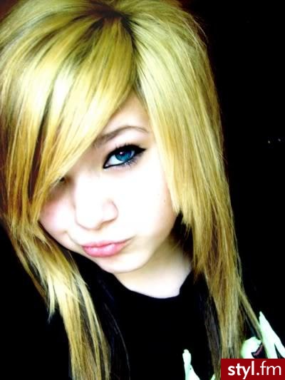 EMO Alternatywne Średnie Fryzury