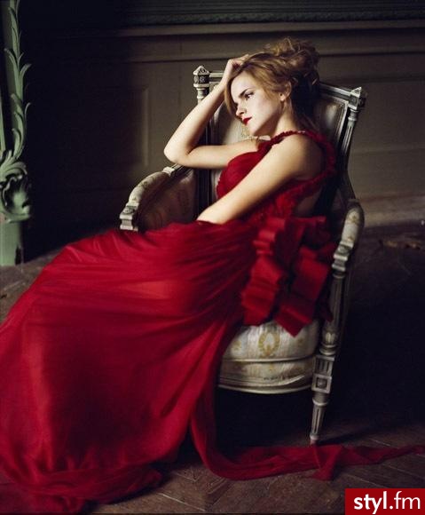 Emma Watson. Emma Watson - Suknie ślubne Ślub Moda