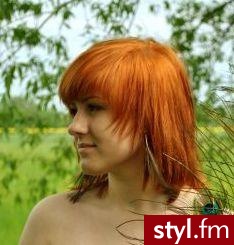 Średnie Fryzury