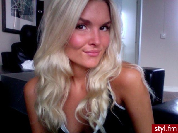 Blond Rozpuszczone Kręcone Na co dzień Długie Fryzury