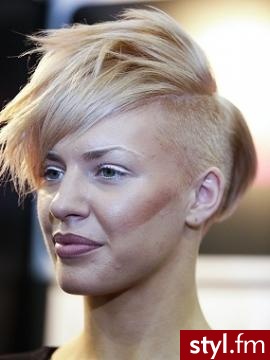 Blond Rozpuszczone Proste z grzywką Na co dzień Krótkie Fryzury