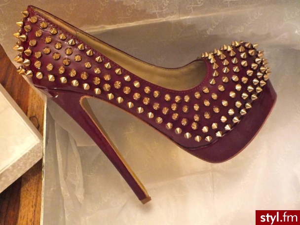 Szpilki Buty Moda