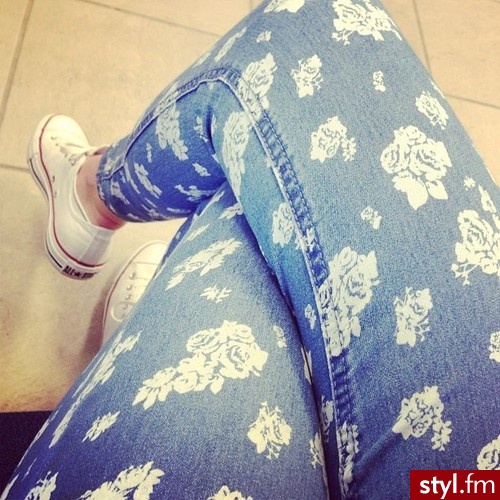 Jeansy Spodnie Moda