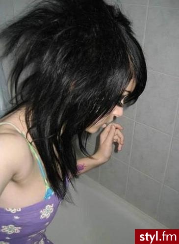 EMO Alternatywne Średnie Fryzury