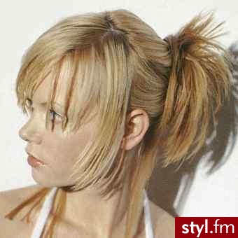 blond - Wieczorowe Średnie Fryzury