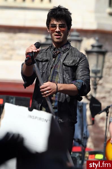 Joe Jonas <3 - Moda uliczna Inne Moda