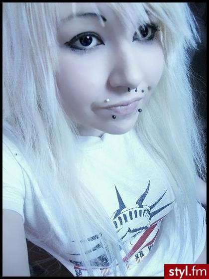 Blond EMO Alternatywne Średnie Fryzury