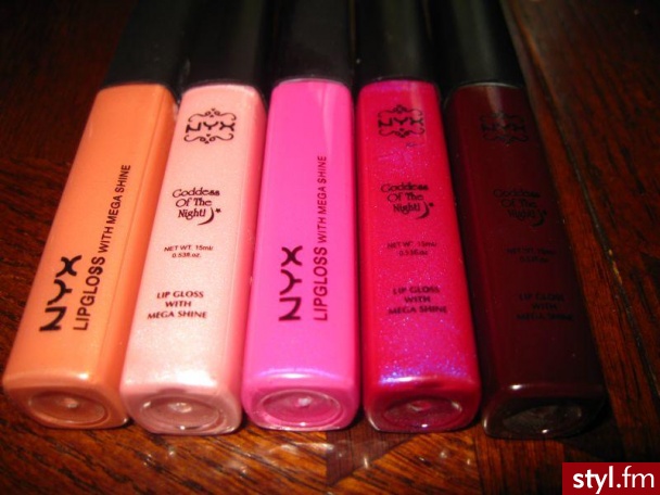 makijaż. NYX lipgloss
Lollipop, Pink, Barbie Pink, African Queen, Mahogany - Makijaże