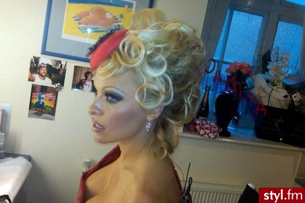Blond Rozpuszczone Proste Wieczorowe Długie Fryzury